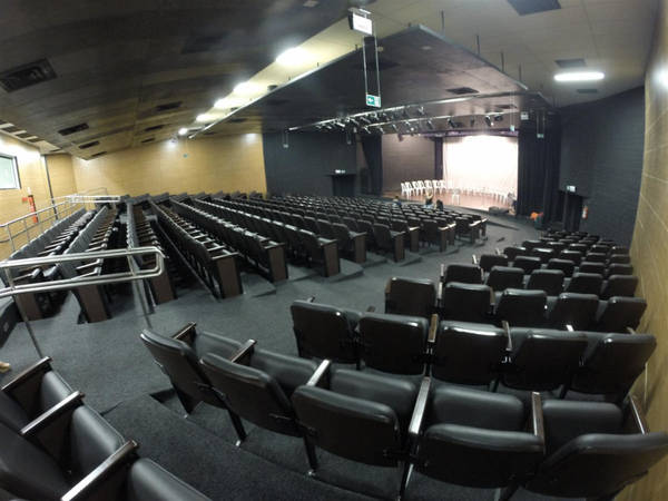 Teatro Procópio Ferreira Guarujá