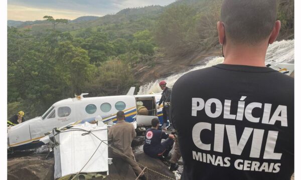 acidente qavião-policia_civil_de_mg